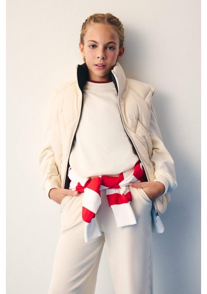 Kız Çocuk Su Geçirmez Büyük Yaka Fermuarlı Cepli Şişme Yelek