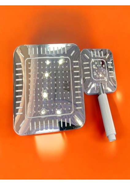 Şık ve Fonksiyonel Robot Duş Başlığı ve Elcik Labirent Modeli, Gri Renk Seçeneğiyle