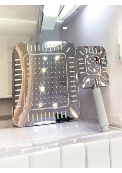 Şık ve Fonksiyonel Robot Duş Başlığı ve Elcik Labirent Modeli, Gri Renk Seçeneğiyle fırsatları