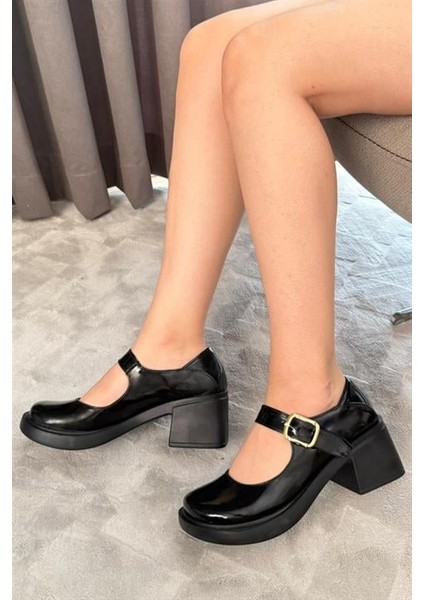 Kadın Sofya Siyah Rugan 6 cm Tek Baretli Topuklu Lofer Ayakkabı fiyatları