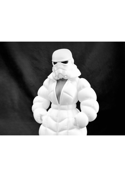 Haute Couture Stormtrooper Figürü – Fashion Edition