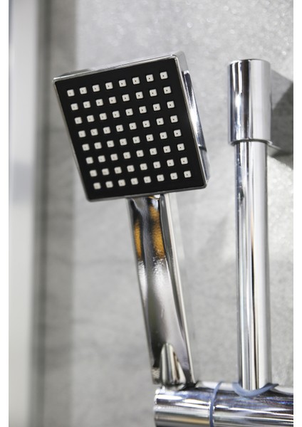 Gri Çok Fonksiyonlu Kare Duş Başlığı Seti El Duşu A45676