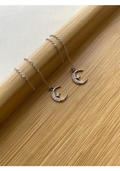 Çelik Gümüş Renk Zirkon Taşlı Zincir Detaylı Küpe modelleri