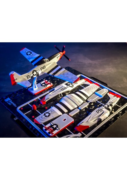 P51D Uçak Modeli Kiti – Red Tails Sürümü fiyatları