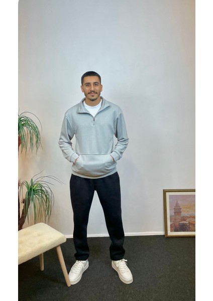 Erkek 3 Iplik Yarım Fermuarlı Kanguru Çepli Sweatshırt SPR24SW22