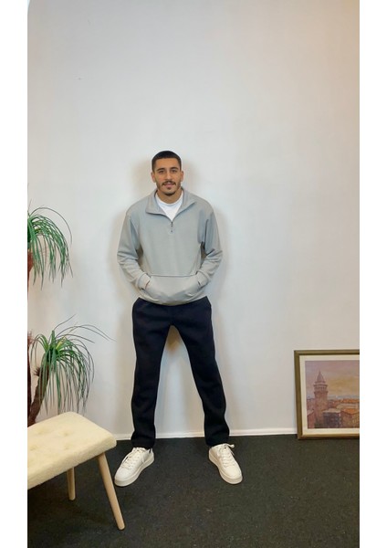 Erkek 3 Iplik Yarım Fermuarlı Kanguru Çepli Sweatshırt SPR24SW22 fiyatları