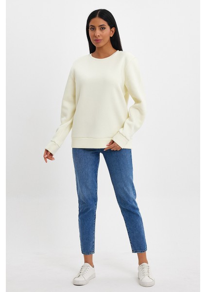 Kadın Bisiklet Yaka Rahat Kalıp 3 Iplik Içi Polarlı Kalın Sweatshirt SPR24SWK36