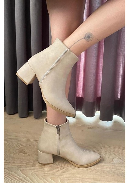 Kadın Kırem Zümrüt Yandan Taşlı ( 6 cm ) Topuklu Sivri Burun Bot