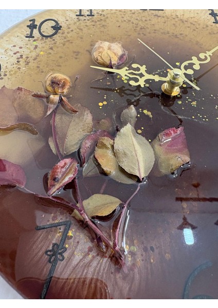 - Beyaz Gül - Koyu Kahverengi - Epoksi Duvar Saati (Özel Tasarım - Tek Üretim) - 30 cm