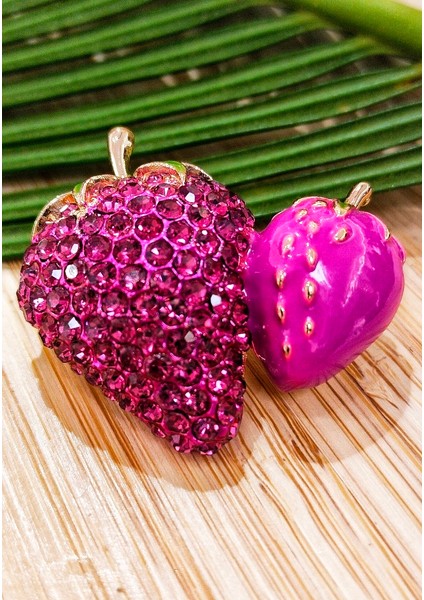 Pempe Çilek Figürlü Broş fiyatları