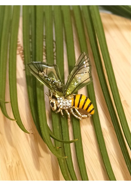 Arı Figürlü Broş fiyatları