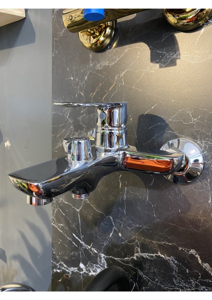 Oval Yuvarlak Tasarım ile Duş Keyfini Artıran Tam Set, Beyaz Renkli Ürün. modelleri