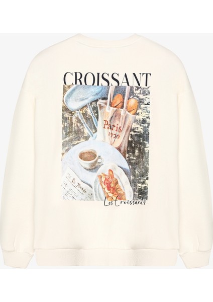 Kruvasan Baskılı Oversize Sweatshirt Ekru fiyatları