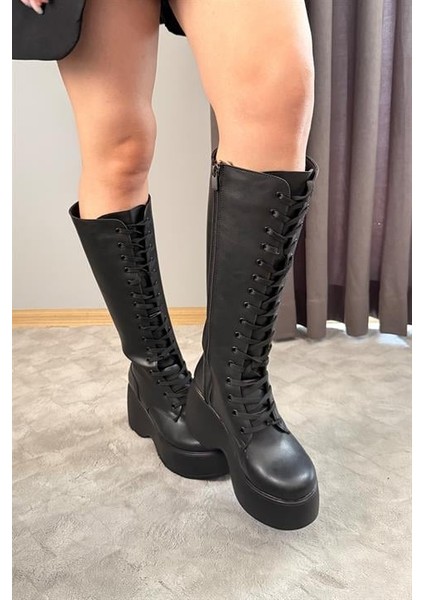 Kadın Siyah Cilt Bağcık Detaylı Fermuarlı 9 cm Topuklu Platfomlu Çizme