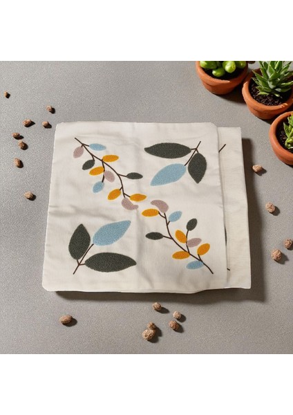 Dekoratif Dizayn Pamuklu Çiçek Detaylı Nakışlı Panç Kırlent Kılıfı (Punch) fiyatları