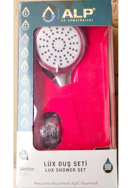 Kırmızı Duş Başlığı, Şık ve Kullanışlı Banyo Aksesuarı