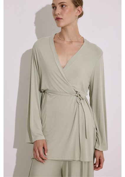 Bağlamalı Dökümlü Kimono Pastel Yeşil fırsatları