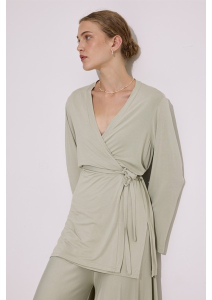 Bağlamalı Dökümlü Kimono Pastel Yeşil indirimleri