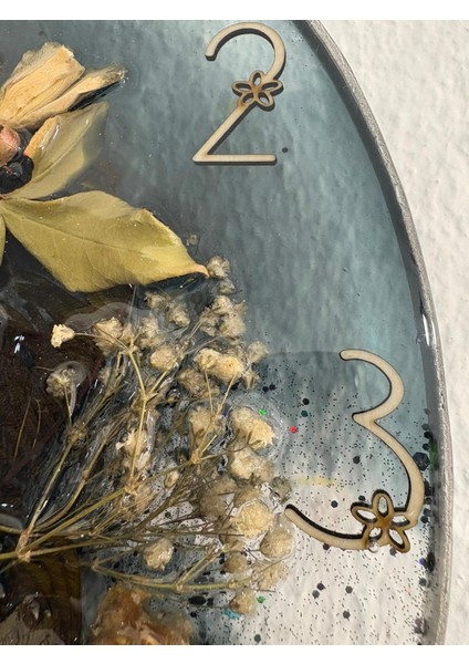 - Kuru Gül ve Doğal Çiçekli - Siyah - Epoksi Duvar Saati (Özel Tasarım - Tek Üretim) - 30 cm modelleri