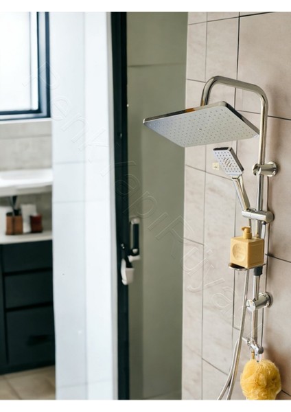 Kare Krom Lüx Çelik Spiralli Duş Başlığı ve Banyo Seti indirimleri