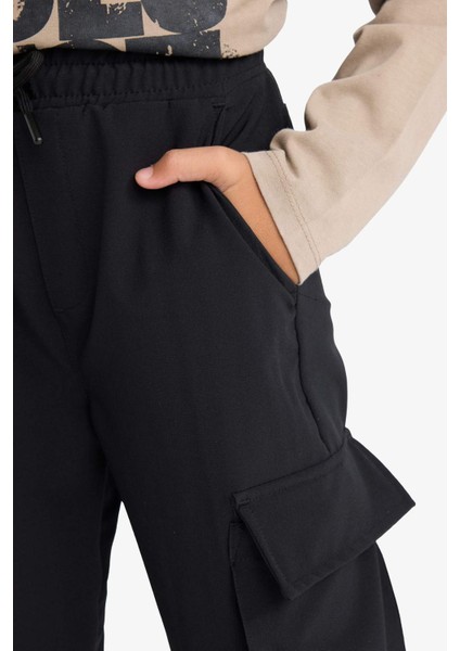 Erkek Çocuk Jogger Fit Kargo Paraşüt Pantolon G1831A825AU