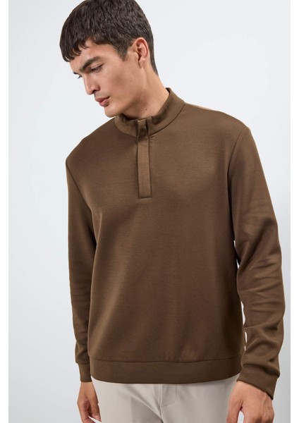 Regular Fit Dik Yaka Yarım Fermuarlı Sweatshirt F2821AX25AU