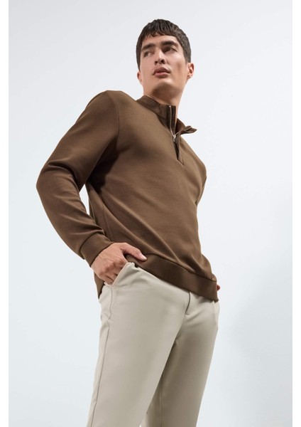 Regular Fit Dik Yaka Yarım Fermuarlı Sweatshirt F2821AX25AU modelleri