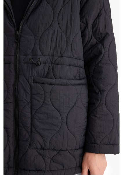 Su Geçirmez Regular Fit Kapüşonlu Fermuarlı Kapitoneli Mont E8693AX25AU indirimleri