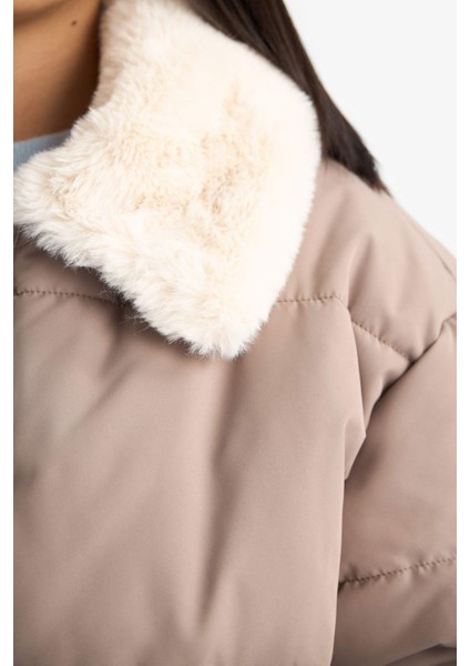 Kız Çocuk Yakası Suni Kürklü Fermuarlı Mont C5388A825AU indirimleri