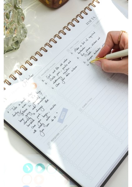 Süresiz Haftalık Masaüstü Planlayıcı 12 Aylık Undated Desk Planner Siyah fırsatları