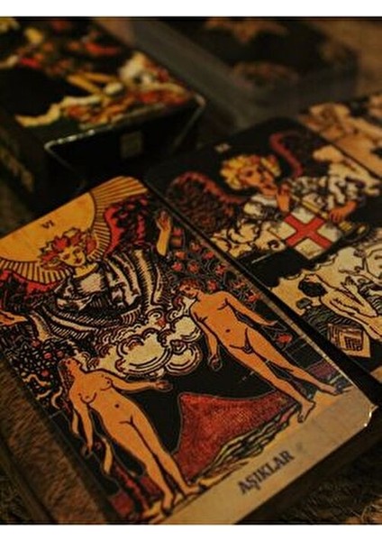 Vintage Tarot Destesi 78 Kart Yüksek Baskı Kalitesi Özel Tasarım ve Kullanım Kılavuzu ile fırsatları
