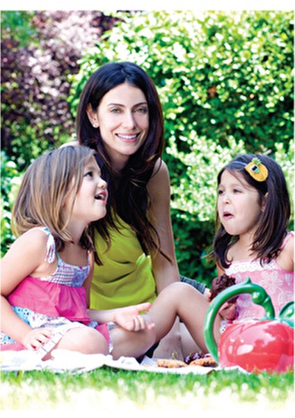 Bebeğimin Beslenme Kitabı fırsatları