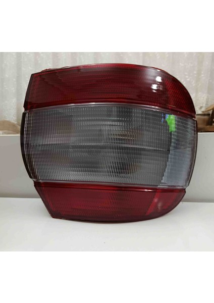 Siena Stop Lambası Sol Komple (Duysuz Surucu Tarafı) fiyatları