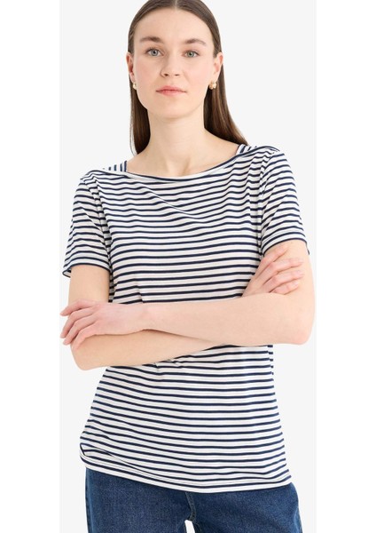 Regular Fit Kayık Yaka Çizgili Kısa Kollu Tişört D4534AX25SM