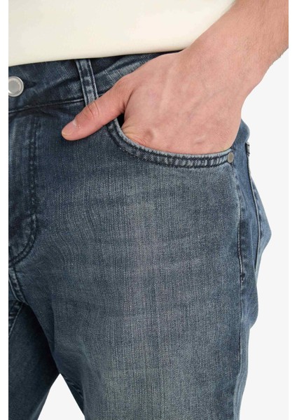 Pedro Slim Fit Dar Kalıp Normal Bel Dar Paça Jean Pantolon E9282AX25SP