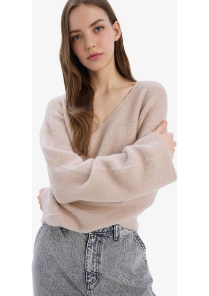 Regular Fit V Yaka Basic Düz Dikişsiz Triko Kazak E9170AX25SP