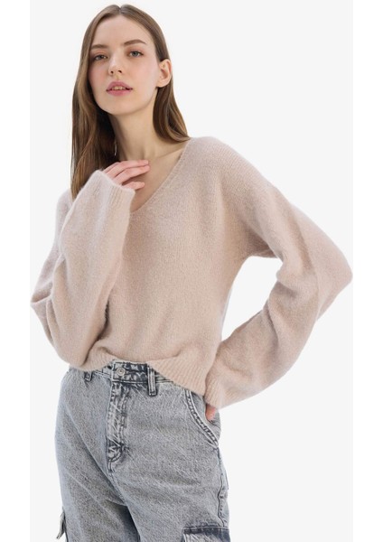 Regular Fit V Yaka Basic Düz Dikişsiz Triko Kazak E9170AX25SP