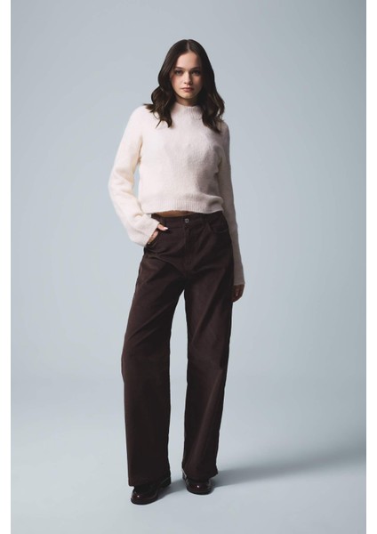 Regular Fit Bisiklet Yaka Dikişsiz Basic Düz Triko Kazak