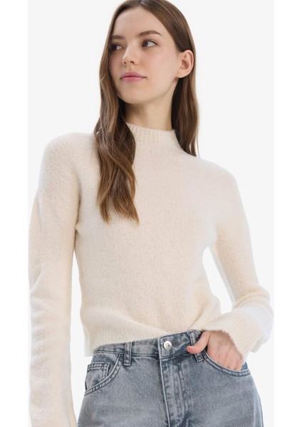 Regular Fit Bisiklet Yaka Dikişsiz Basic Düz Triko Kazak