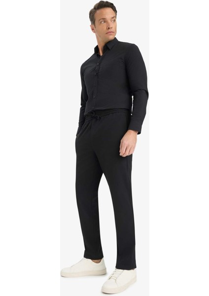 Beli Bağcıklı Lastikli Cepli Jogger Fit Her Yöne Esneyen Yumuşak Tuşe Pantolon A9943AX25AU