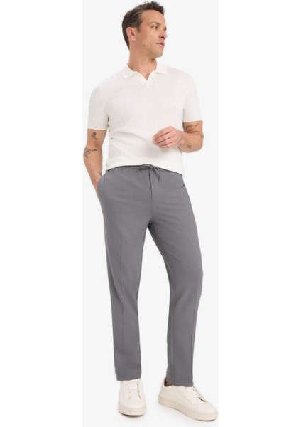 Beli Bağcıklı Lastikli Cepli Jogger Fit Her Yöne Esneyen Yumuşak Tuşe Pantolon A9943AX25AU