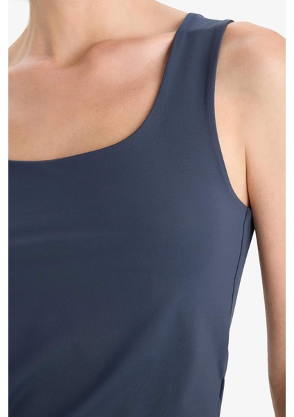 Slim Fit Dar Kesim Basic Düz Kare Yaka Atlet C2622AX25AU