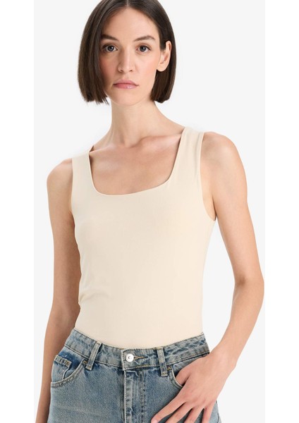 Slim Fit Dar Kesim Basic Düz Kare Yaka Atlet C2622AX25AU