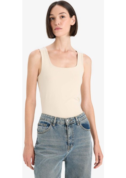 Slim Fit Dar Kesim Basic Düz Kare Yaka Atlet C2622AX25AU