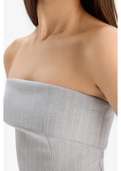Afra x Defacto Fitted Straplez Çizgili Kolsuz Bluz E8485AX25SM