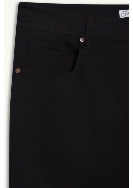 Slim Fit Dar Kesim Dar Paça Cepli Pantolon