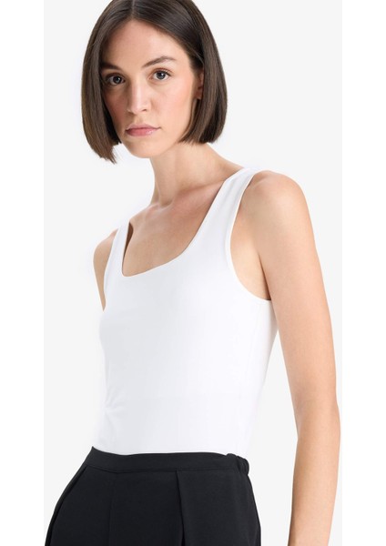 Slim Fit Dar Kesim Basic Düz Kare Yaka Atlet C2622AX25AU