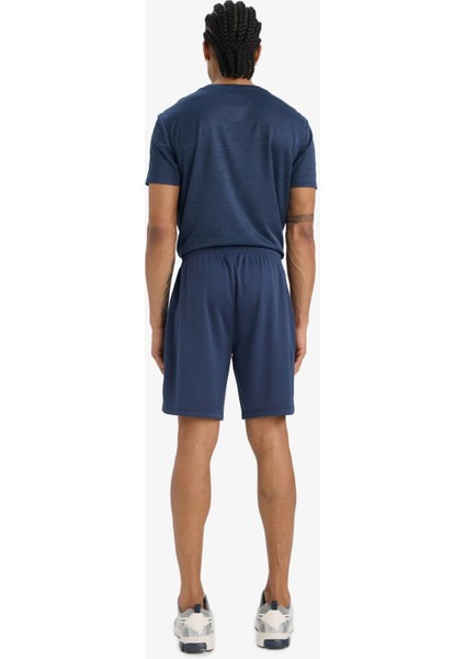 Standart Fit Çabuk Kuruyan Nefes Alabilen Kumaş Sporcu Kısa Paça Şort E9753AX25AU
