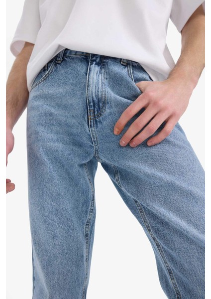 %100 Pamuk 90's Slim Fit Dar Kalıp Yüksek Bel Dar Paça Kar Yıkamalı Jean Pantolon F0161AX25SP