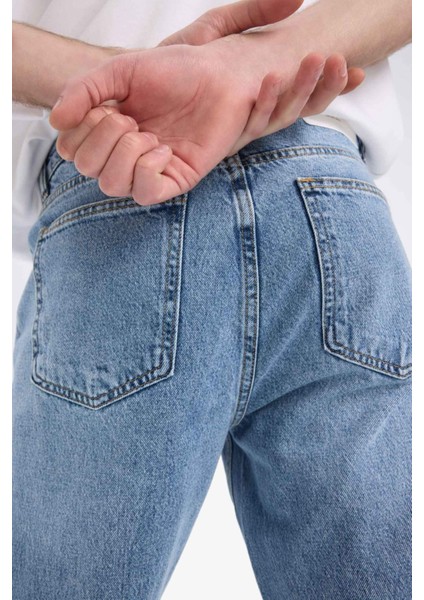 %100 Pamuk 90's Slim Fit Dar Kalıp Yüksek Bel Dar Paça Kar Yıkamalı Jean Pantolon F0161AX25SP